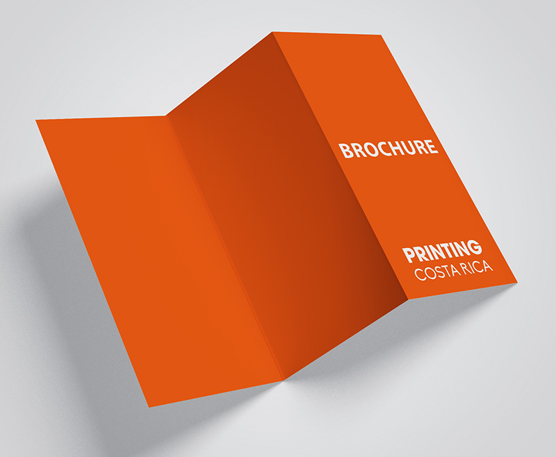 Fotografia donde se puede ver un brochure impreso en printing costa rica de alta calidad